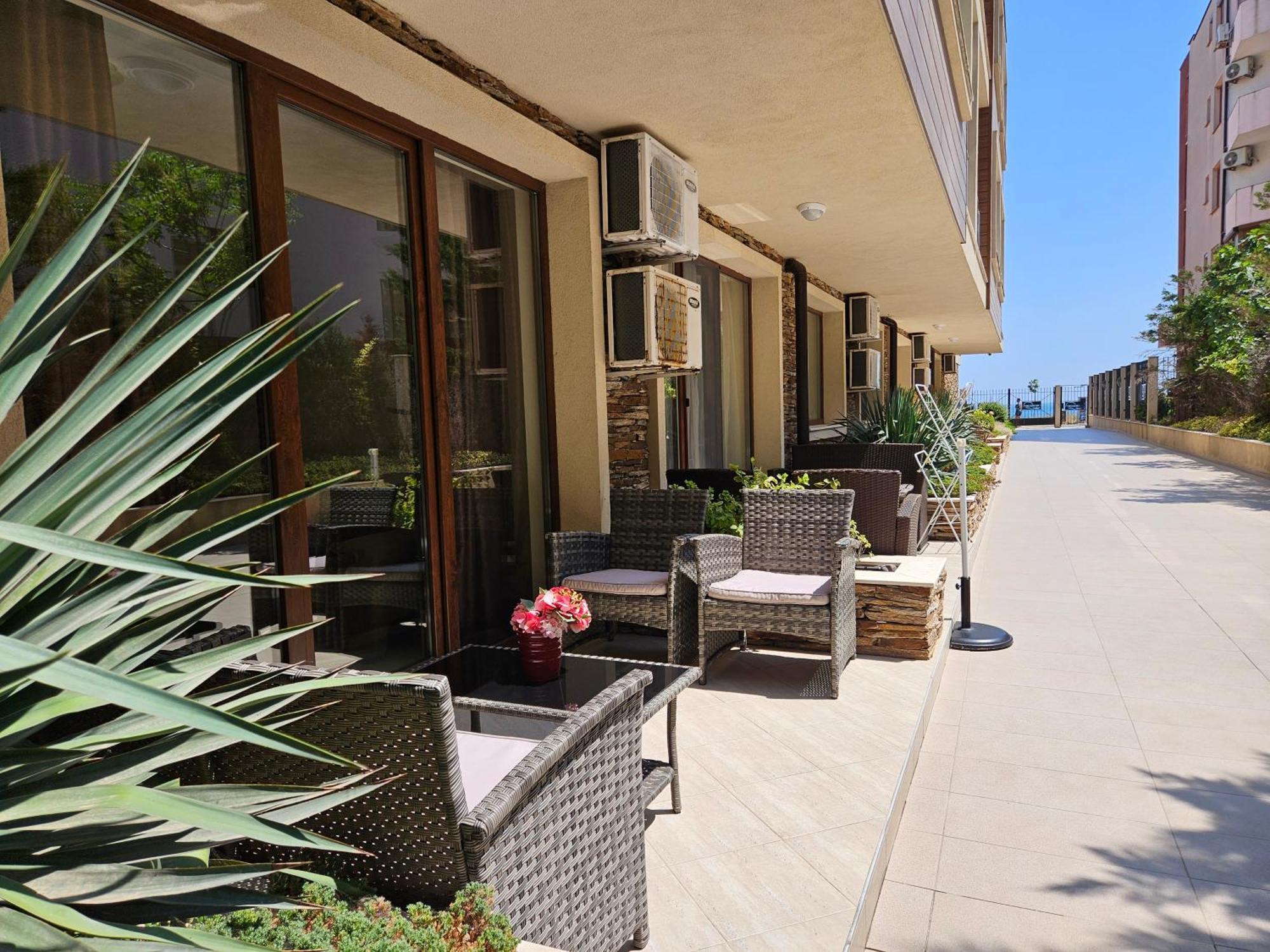 Appartamento Aпартаменти Хоризонт Sozopol Esterno foto